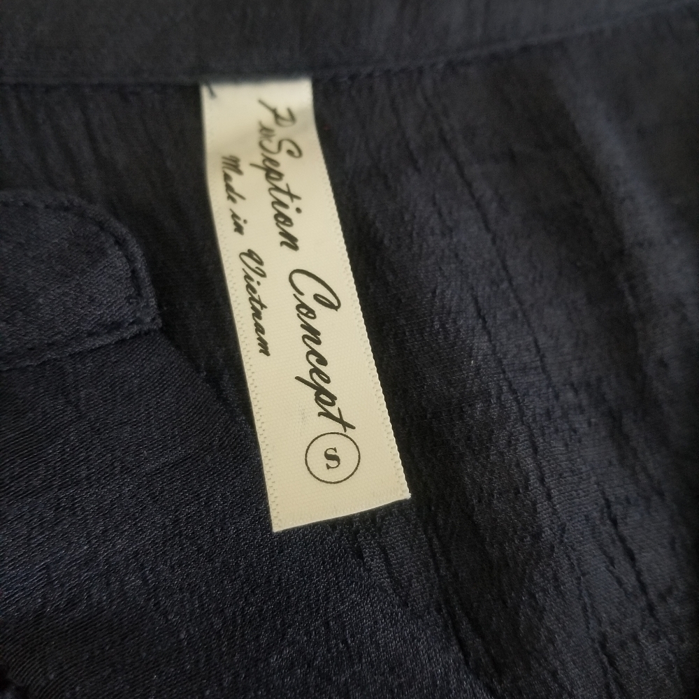 Concept Travel Beach Airy Blouse Small - Picture 3 of 4